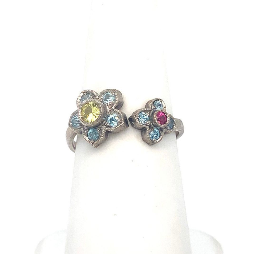 Viktorianisch-inspirierter Doppel-Blüten-Ring mit Zirkon, Chrysoberyll und Spinell